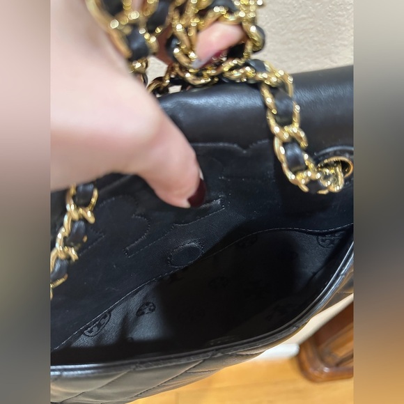 Tory Burch small classic one flap gold chain crossbody/ shoulder bag - Picture 13 of 16